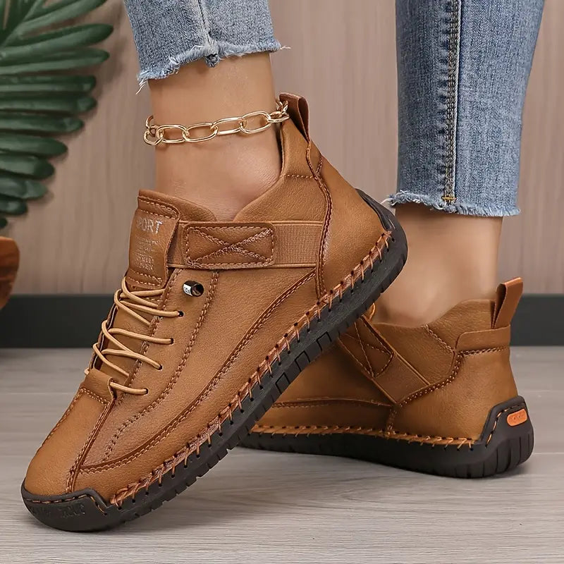 BEATRIX ORTHOPEDIC SNEAKERS