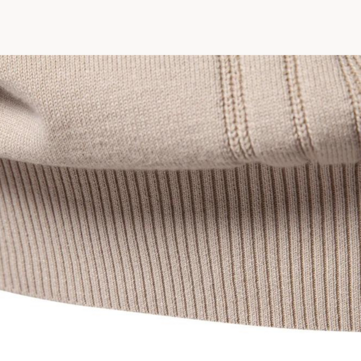 Novira London  | Men’s sweater with check pattern